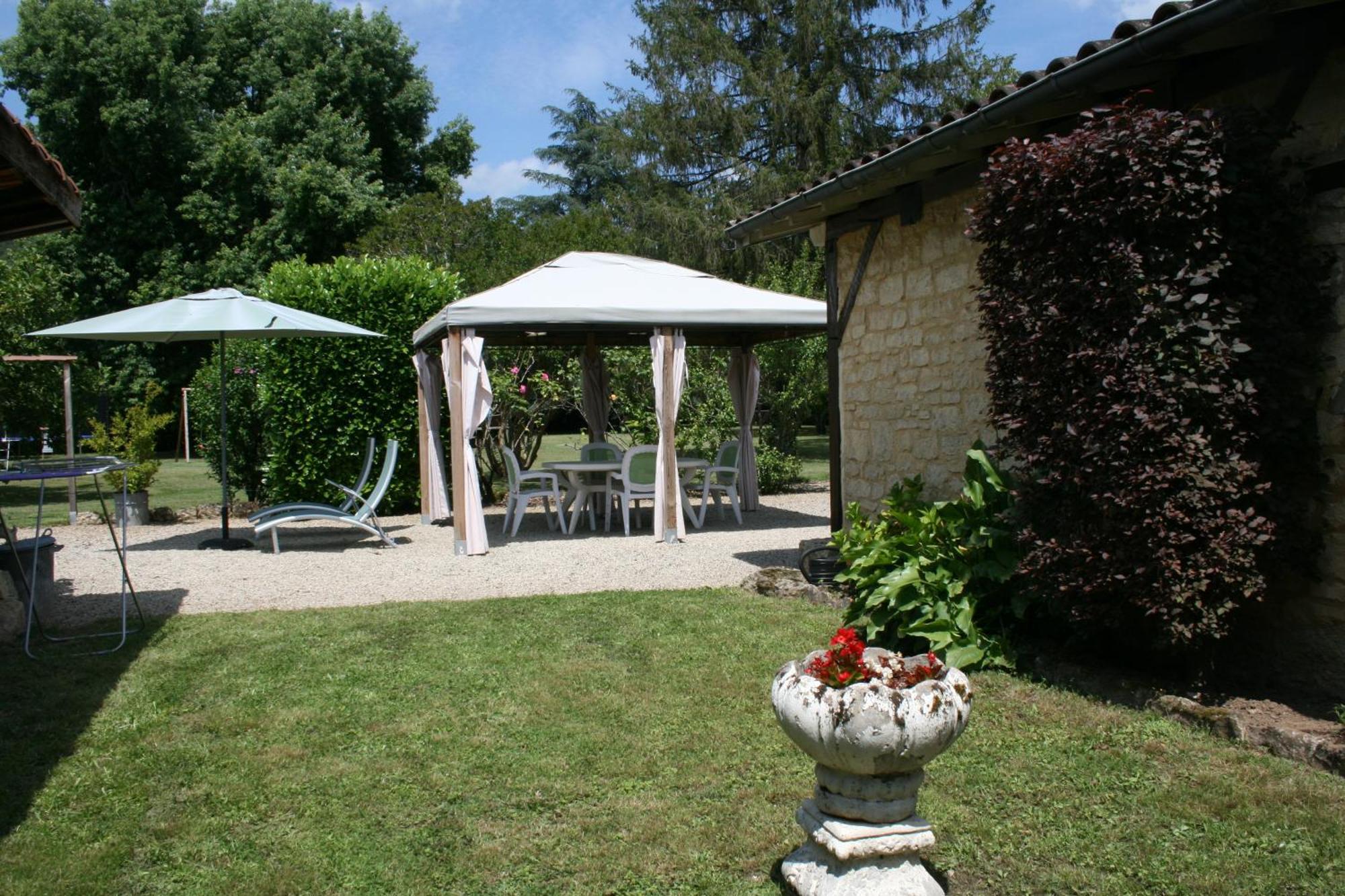 Domaine Des Hirondelles Villa Saint-Vincent-de-Cosse Eksteriør bilde